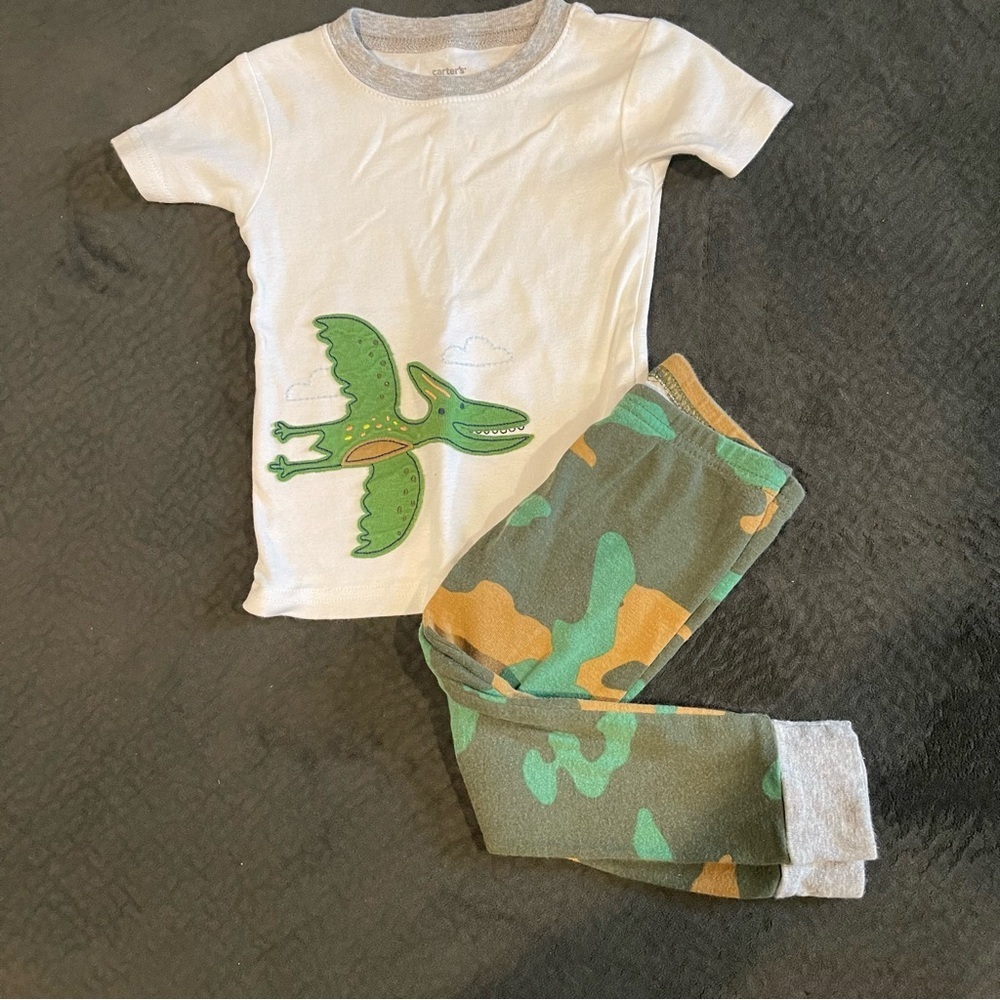 Carter's | White Dragon and Green Camo Pants Pjs | Boy 2t